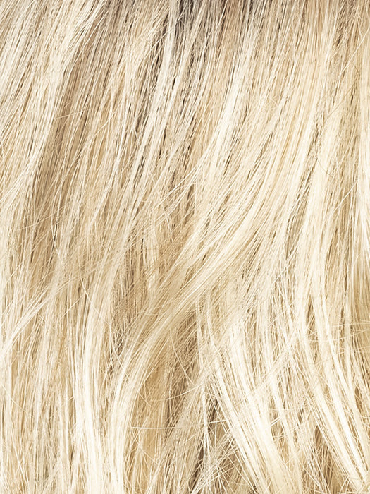 BAHAMA BEIGE 26.22.16 | Light Golden Blonde, Light Neutral Blonde and Medium Blonde Blend with Dark Shaded Roots