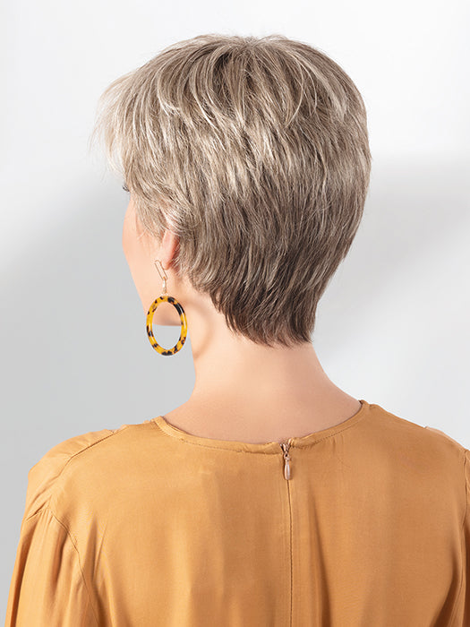 AURA by ELLEN WILLE in DARK SAND MIX 14.22.12 | Light Brown Base with Lightest Ash Brown and Medium Honey Blonde Blend