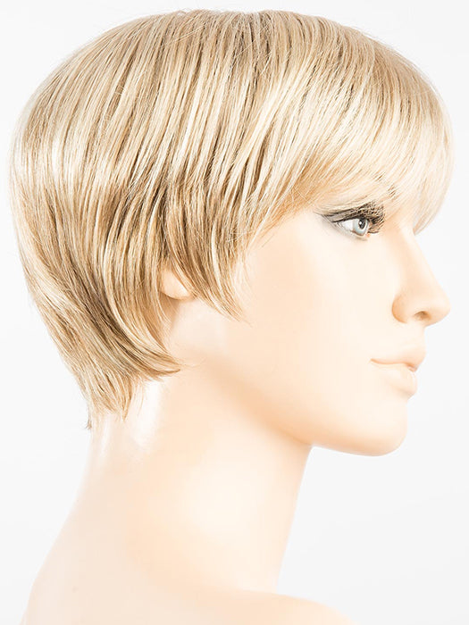 CHAMPAGNE ROOTED 22.20.25 | Light Beige Blonde, Medium Honey Blonde, and Platinum Blonde Blend with Dark Roots