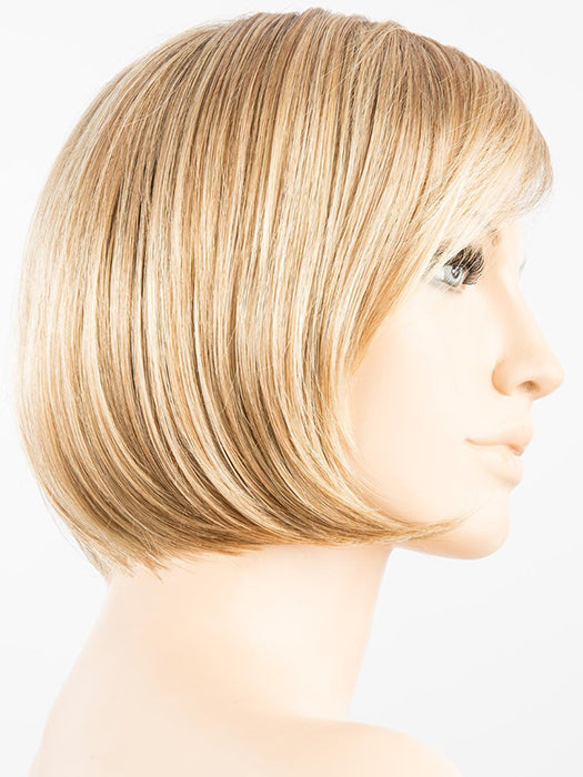 SANDY BLONDE ROOTED 24.16.14 | Medium Honey Blonde, Light Ash Blonde, and Lightest Reddish Brown Blend with Dark Roots
