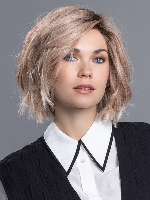 LIA by ELLEN WILLE in CANDY BLONDE ROOTED 101.27.60 | Pearl Platinum, Dark Strawberry Blonde and Pearl White Blend with Dark Shaded Roots